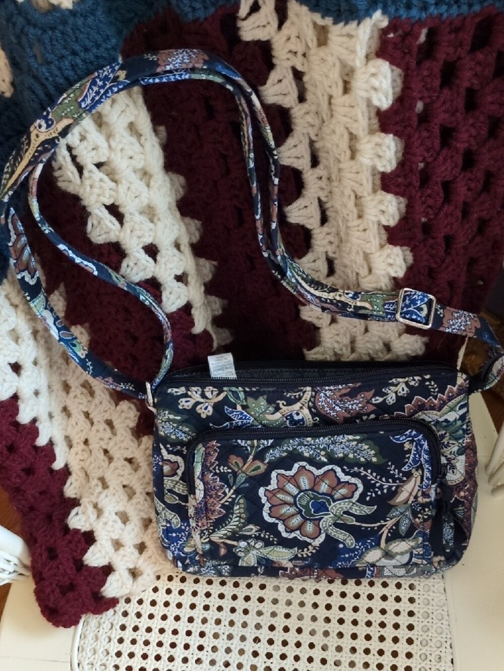 Vera Bradley Teal and Blue Paisley Crossbody Bag - Picture 2 of 7